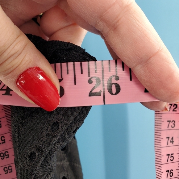 TORRID black sleeveless blouse with eyelets 2XL - Picture 5 of 13